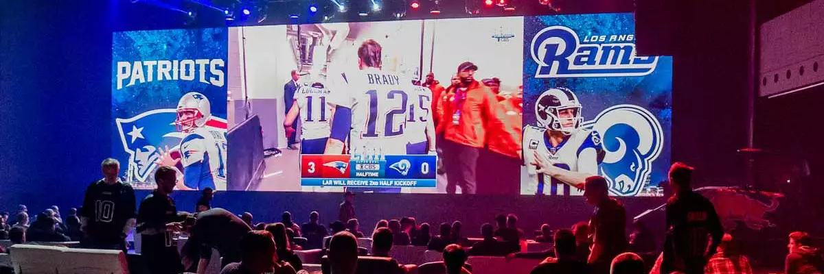 Die grösste Super Bowl Party in der Samsung Hall in Zürich 2019